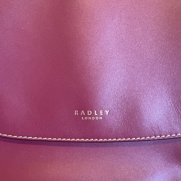 Radley London Burgundy Shoulder Bag - Picture 2 of 8